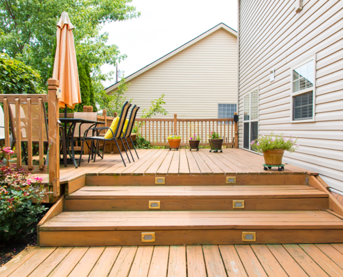 Extending your outdoor living with a custom deck